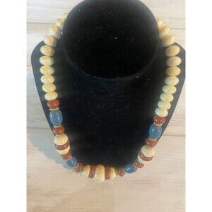* AVON INDIAN SUMMER NATURALS NECKLACE  22” Wood Beads Twist Clasp Vintage 80s